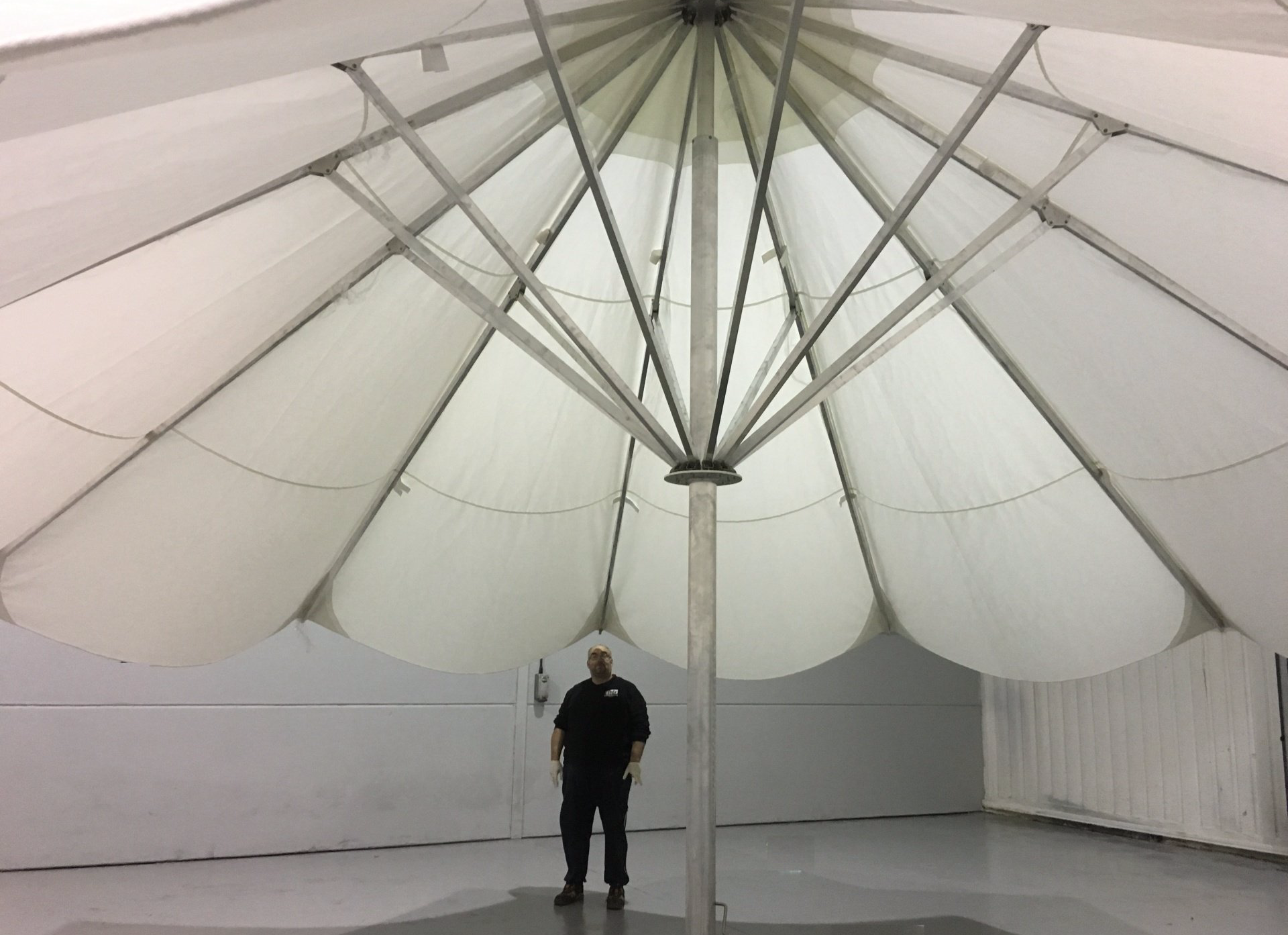 Factory+Test+Build Factory Umbrella Test of a 9m dia Parasol