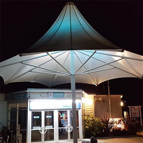 Shade centre for parasols and giant umbrellas