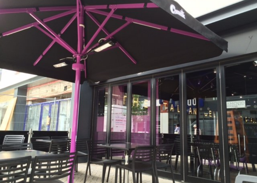 Pub restaurant parasols for sale. Great quality. Best British Umbrellas.